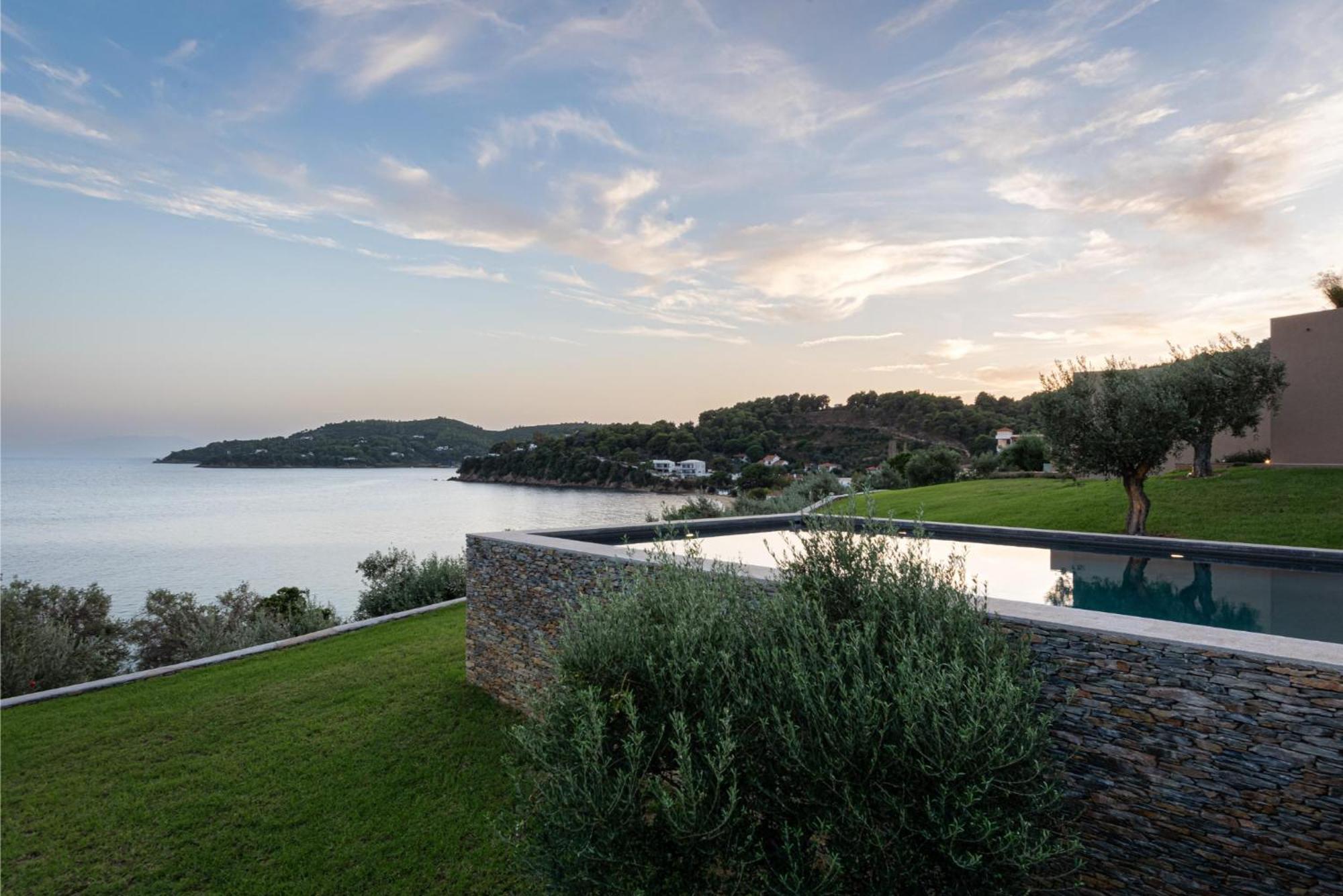 Pelagoon Skiathos Achladies  Rom bilde