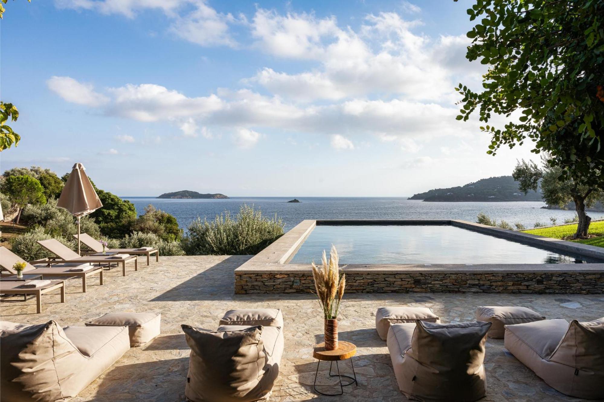 Pelagoon Skiathos Achladies  Rom bilde